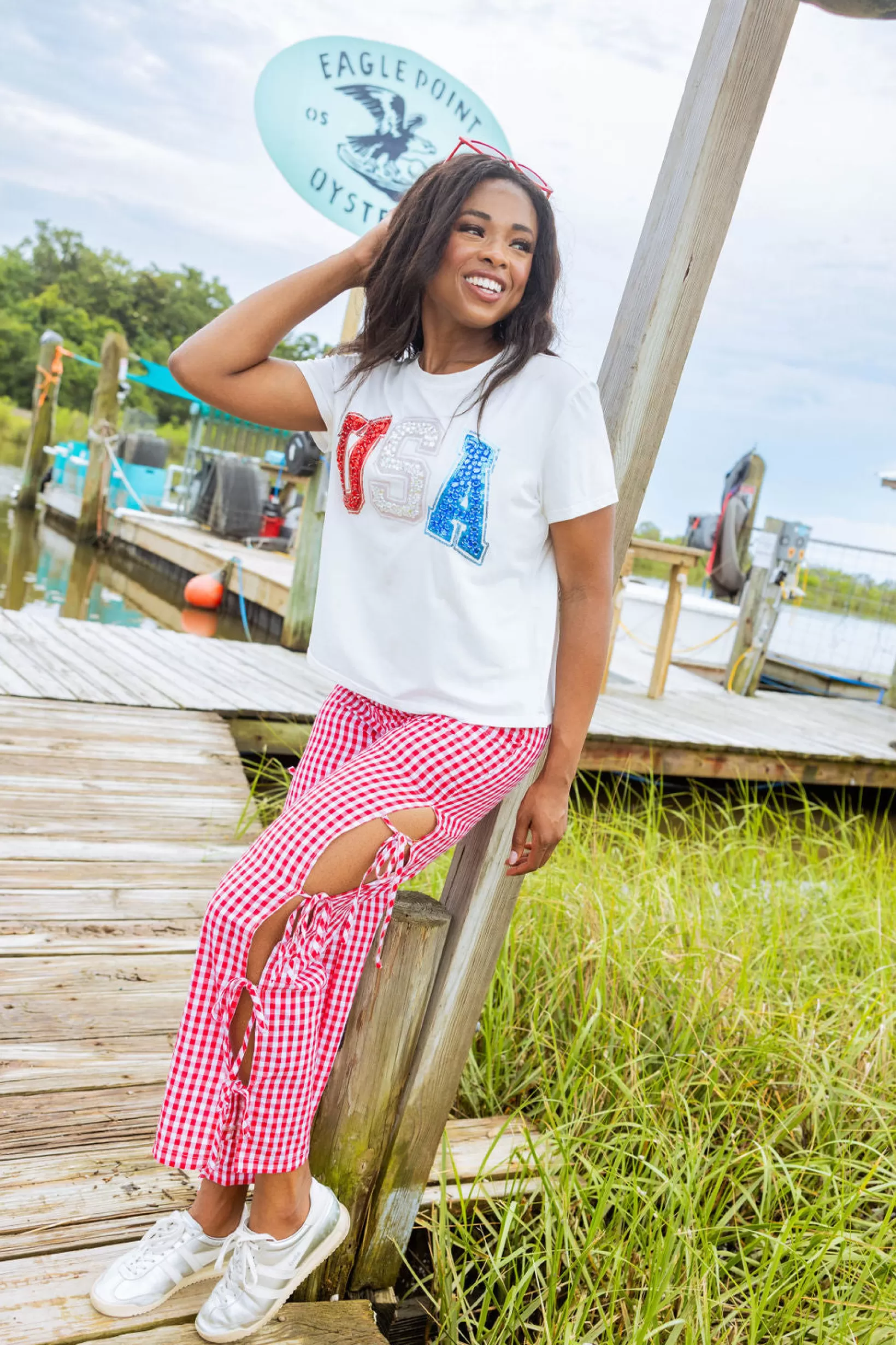 Hot Queen of Sparkles Rhinestone 'USA' Tee White